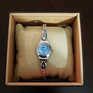 Blue and silver chainlink watch. One size.